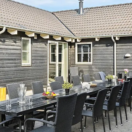 Luxury Pool Marielyst - By Traum Дом отдыха