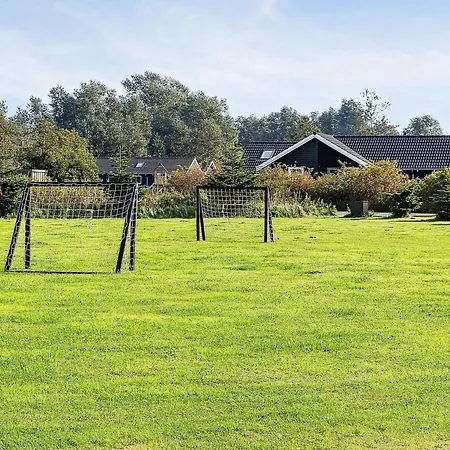 Luxury Pool Marielyst - By Traum