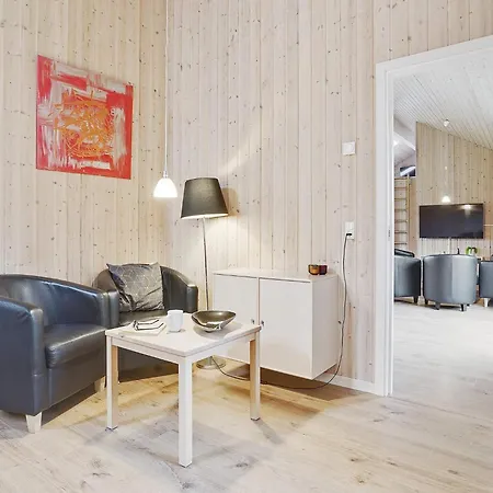 5 Star In Idestrup Boto By